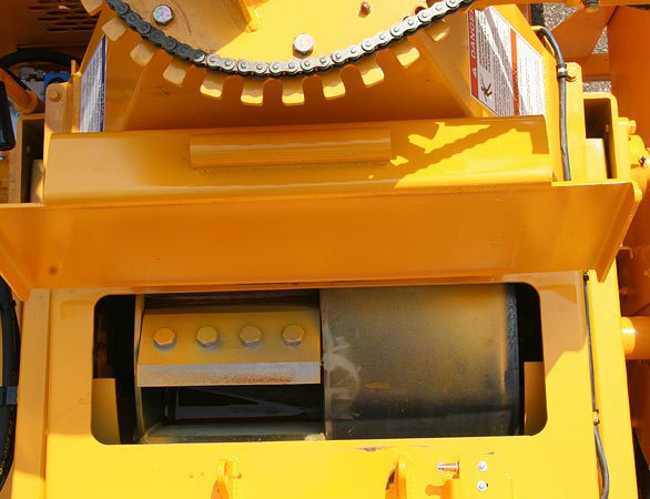 2015 (15 in.) Drum Chippers