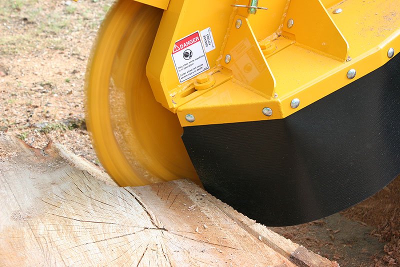 SP7015 TRX Series Track-Mounted Stump Cutters