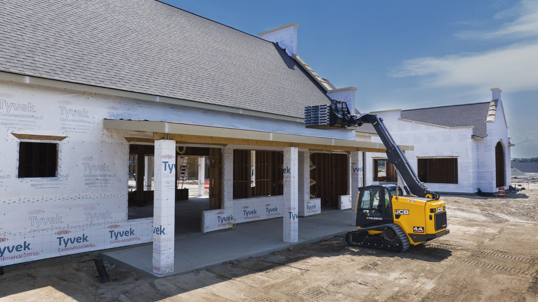 JCB 400T Compact Track Loader