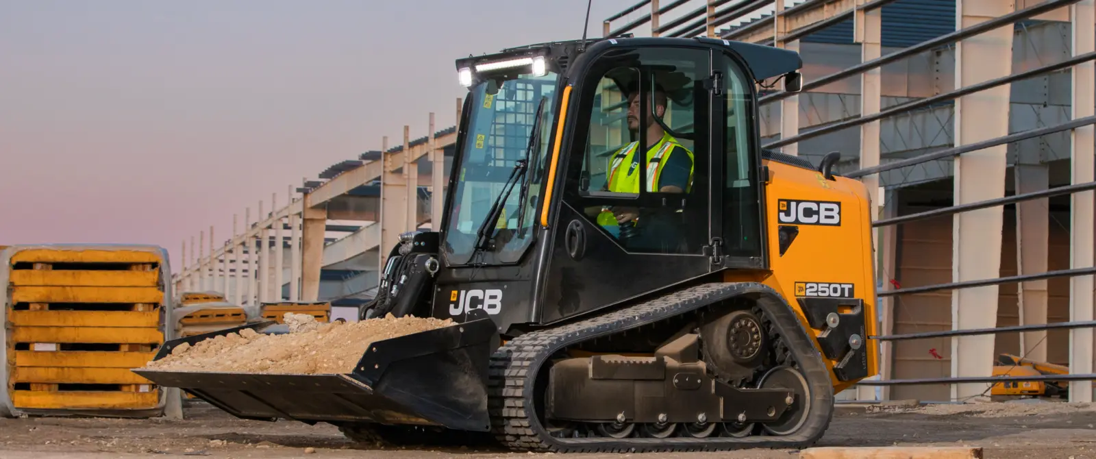 JCB 250T