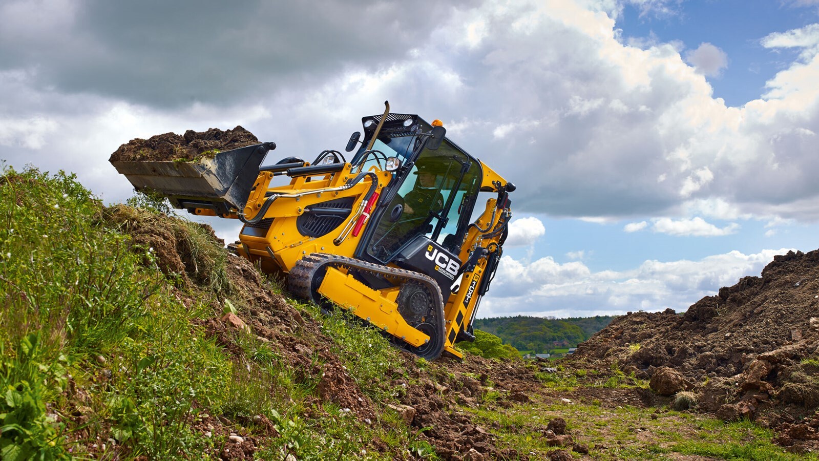2026 JCB 1CXT