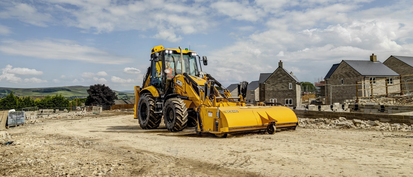 2026 JCB 4CX