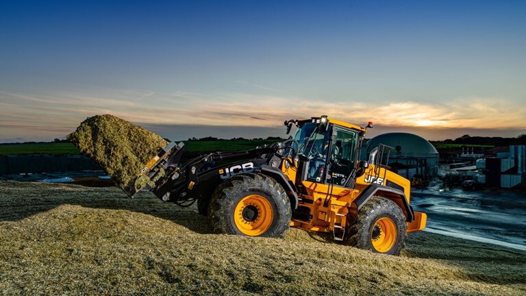 2026 JCB Folding Grass Forks