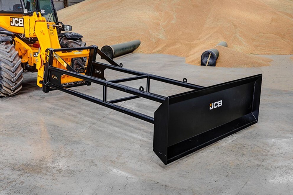 2026 JCB Grain Pusher