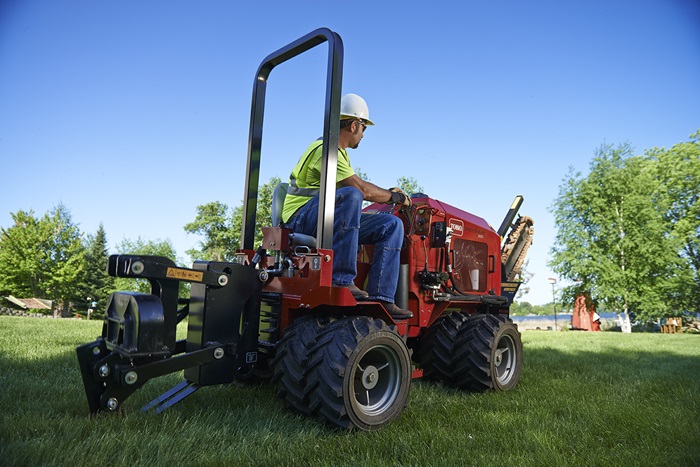 Pro Sneak™ 365 Vibratory Plow