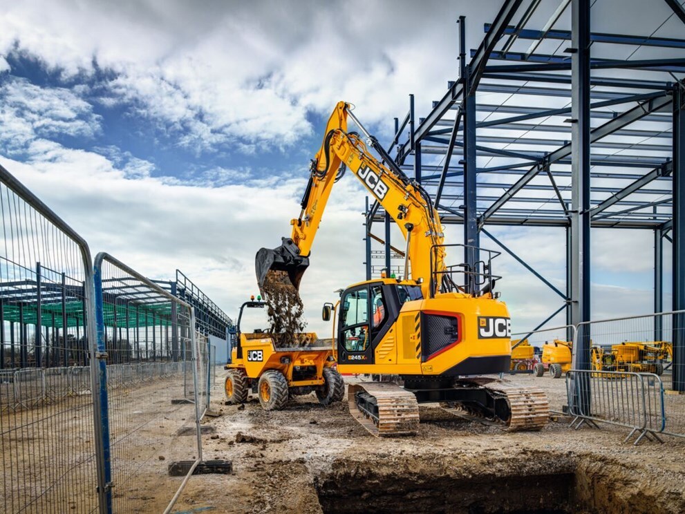 2026 JCB 245XR